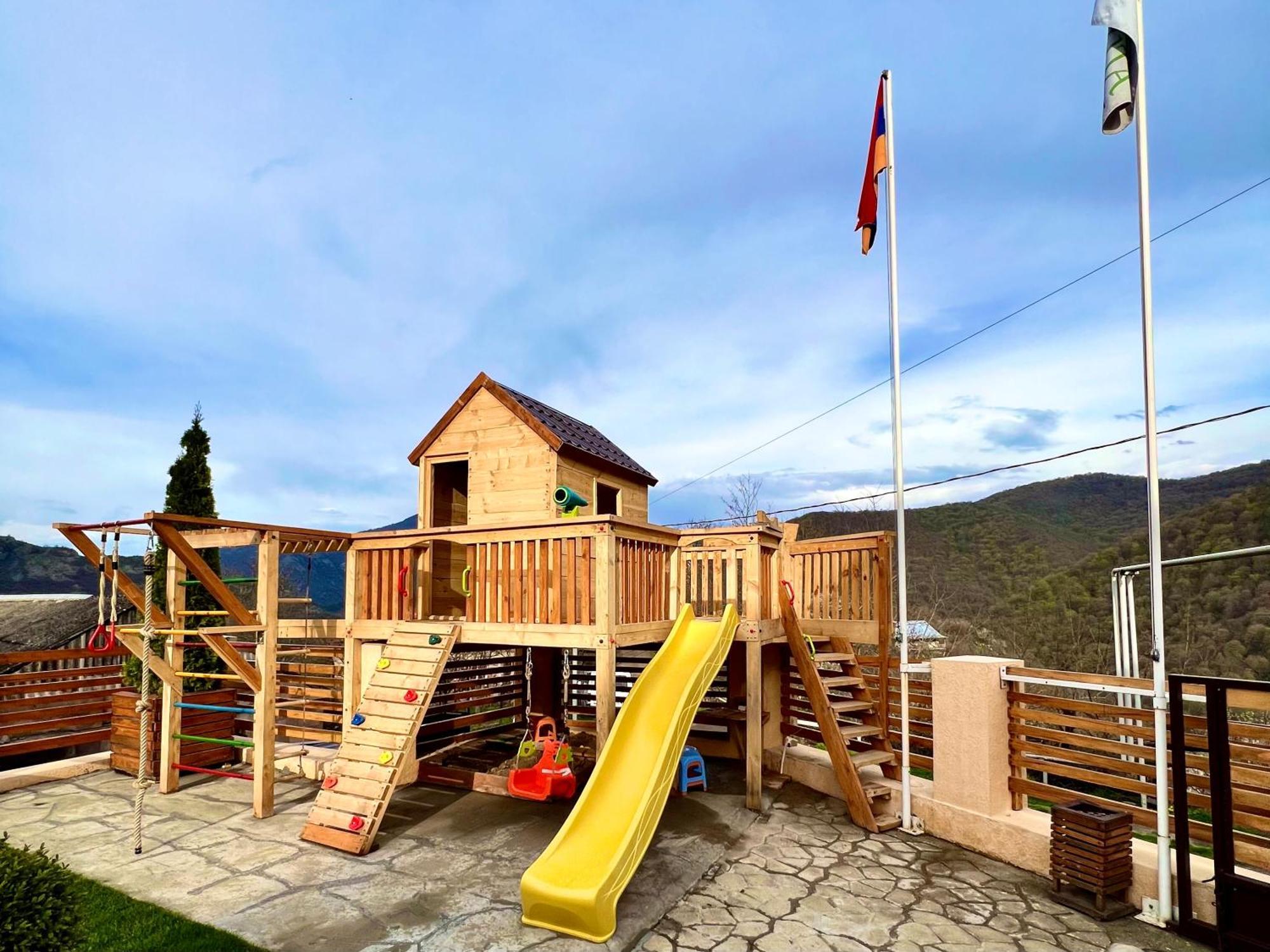 DiliVita Rest House Dilidschan Exterior foto